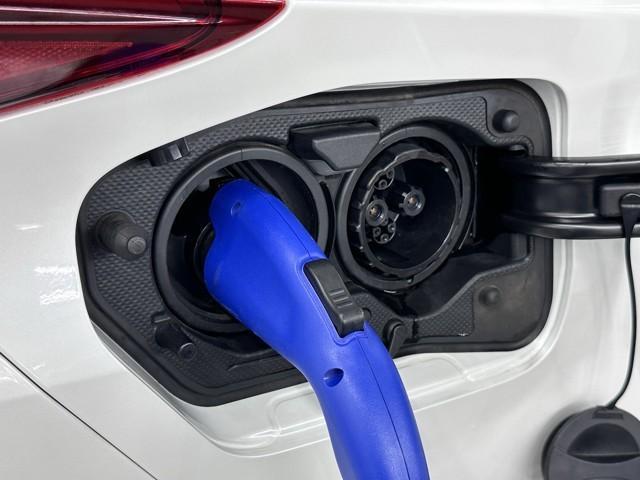 プリウスPHV Sナビパッケージ 衝突被害軽減ブレーキ 車検整備付 Bluetooth対応 ミュージックプレイヤー接続可 クルーズコントロール LEDヘッドライト メモリーナビ バツクカメラ スマートキー ETC2.0 1オーナー(20枚目)