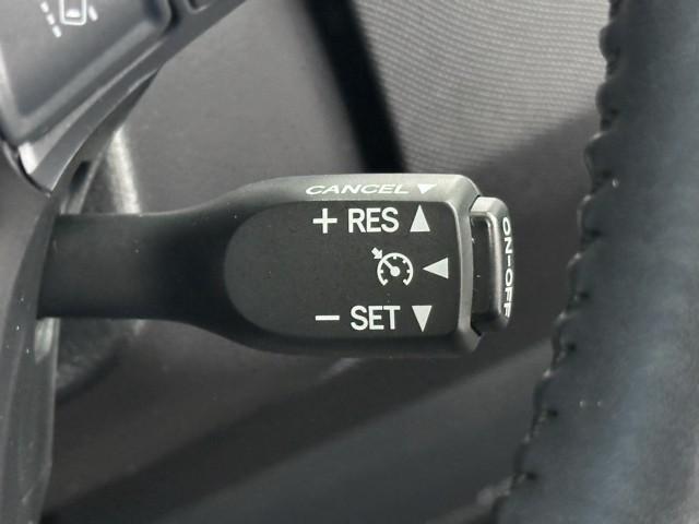 エスティマ アエラス プレミアム-G ミュージックプレイヤー接続可 DVD メモリーナビ 3列シート オートクルーズコントロール LEDライト フルセグ リアエアコン 運転席パワーシート ETC アルミホイール キーフリー 横滑り防止装置(13枚目)