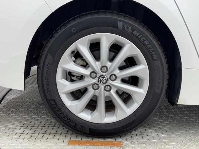 カローラ ハイブリッド S スマートキ iストップ 横滑り防止機能 LEDヘッドライト ミュージックプレイヤー接続可 点検記録簿 盗難防止装置 キーレス オートエアコン クルコン リヤカメラ メモリナビ フルセグ AW ABS(20枚目)