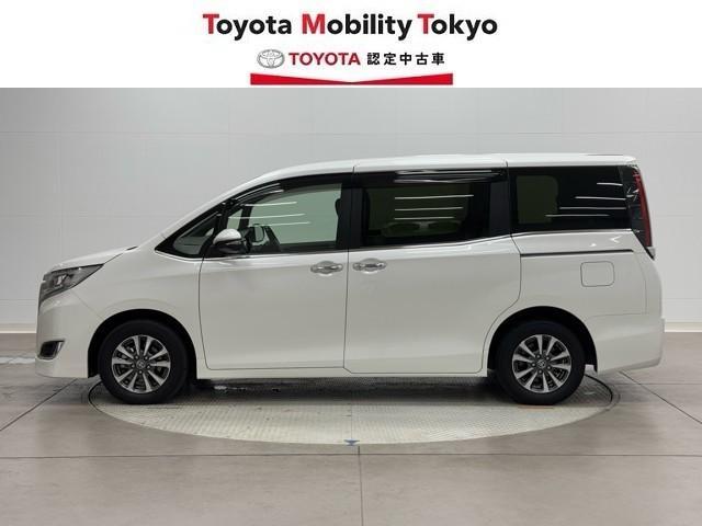 エスクァイア ハイブリッドGi Rカメラ AAC ナビ&TV リアエアコン 記録簿付き 地デジ アイドルストップ クルーズコントロール LEDライト キーレスエントリー スマートキー付 DVD再生可 エアバック 横滑防止装置 ETC(5枚目)