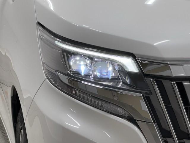 エスクァイア ハイブリッドGi Rカメラ AAC ナビ&TV リアエアコン 記録簿付き 地デジ アイドルストップ クルーズコントロール LEDライト キーレスエントリー スマートキー付 DVD再生可 エアバック 横滑防止装置 ETC(20枚目)