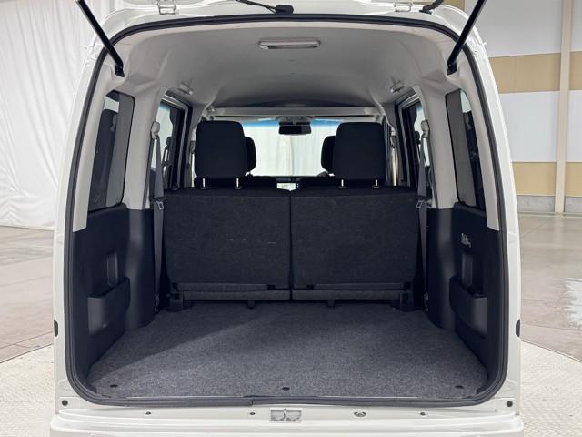 ピクシスバン クルーズターボ SAIII 衝突軽減ブレーキ バックモニター DVD再生可 パワステ 記録簿 4WD ETC エアコン アイドリングストップ LEDヘッドライト キーレス ESC ナビTV ミュージックプレイヤー接続可 ABS(17枚目)