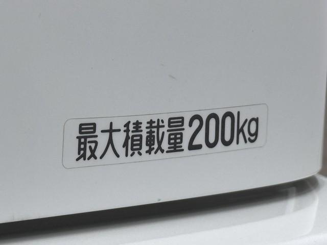 ピクシスバン クルーズターボ SAIII 衝突軽減ブレーキ バックモニター DVD再生可 パワステ 記録簿 4WD ETC エアコン アイドリングストップ LEDヘッドライト キーレス ESC ナビTV ミュージックプレイヤー接続可 ABS(18枚目)