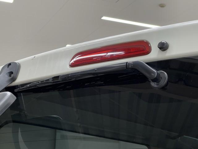 ハイエースバン DX GLパッケージ 衝突被害軽減ブレーキ 車検整備付 インテリジェントクリアランスソナー ドラレコ 車線逸脱警報 電動格納ドアミラー オートライト 横滑り防止装置 オートハイビーム キーレスエントリー エアコン 記録簿(20枚目)