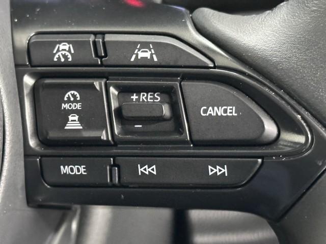 シエンタ ハイブリッドＺ　衝突被害軽減ブレーキ　後席モニター　前後ドライブレコーダー　ＥＴＣ車載器　アイドルストップ　Ｂｌｕｅｔｏｏｔｈオーディオ　ミュージックプレイヤー接続可　ＡＢＳ　ＬＥＤヘッドライト　３列シート（12枚目）