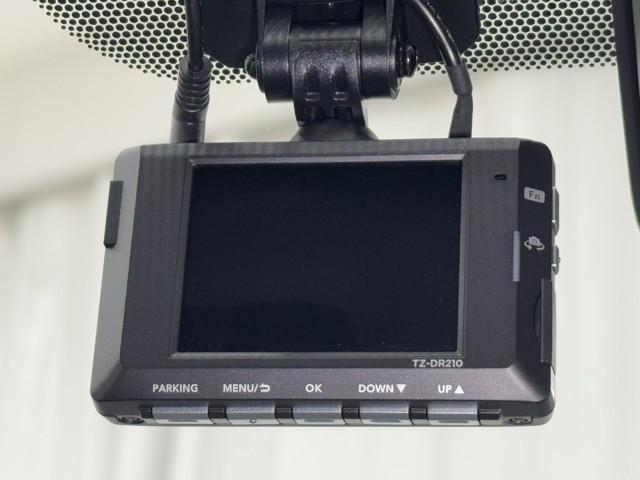 アルファードハイブリッド エグゼクティブラウンジ　本革　フルセグＴＶ　ドライブレコーダー　アルミホイール　パノラミックルーフ　１００Ｖ電源　ＬＥＤヘッドライト　記録簿　４ＷＤ　スマートキー　ＤＶＤプレーヤー　パワーシート　ＥＴＣ　エアコン　３列シート（11枚目）