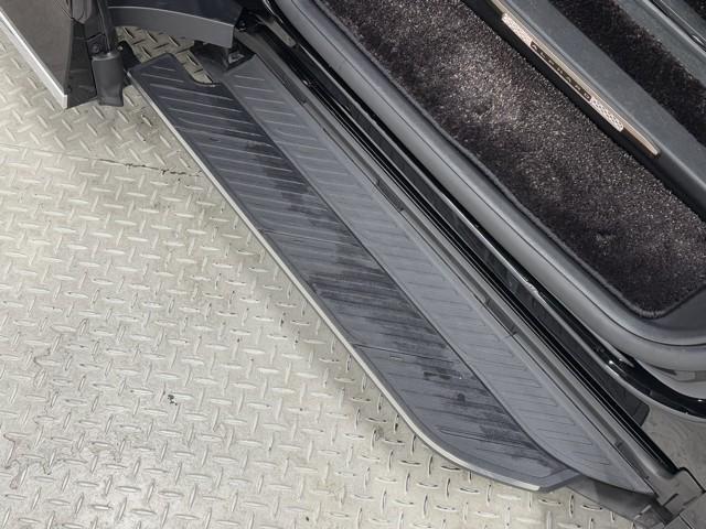 アルファードハイブリッド エグゼクティブラウンジ　本革　フルセグＴＶ　ドライブレコーダー　アルミホイール　パノラミックルーフ　１００Ｖ電源　ＬＥＤヘッドライト　記録簿　４ＷＤ　スマートキー　ＤＶＤプレーヤー　パワーシート　ＥＴＣ　エアコン　３列シート（20枚目）