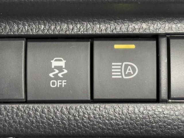 ハリアー Ｚ　レザーパッケージ　ＴＶナビ　１オーナー　地上デジタル　点検記録簿　盗難防止装置　革Ｓ　パワ－シ－ト　メモリナビ　横滑り防止機能　ＡＵＸ　ドラレコ付　エアバッグ　Ｂモニター　アルミ　クルコン　ＬＥＤ付　ＡＢＳ　エアコン（14枚目）