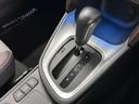 操作しやすいATシフトです。 シフトチェンジを気にしなくていいので運転だけに集中できますね。 自然と手に届くところにある、手になじむ形状のシフトノブがいいですね。