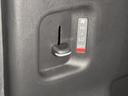 寒い日ににとても有難いリヤヒーターのスイッチです