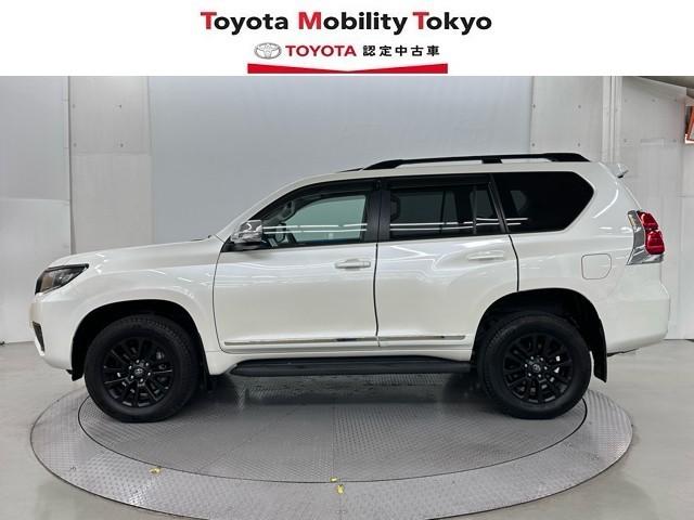 ランドクルーザープラド TX Lパッケージ マットブラックエディション アルミ 寒冷地仕様車 ABS ETC車載器 電動シート 盗難防止装置 メモリーナビ キーレス LEDヘッドランプ レザー クルコン パノラマルーフ スマートエントリー Bカメラ エアコン 記録簿(3枚目)