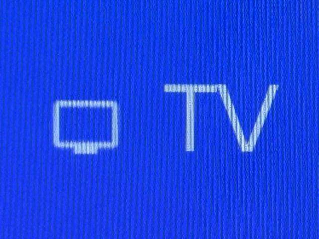クラウンクロスオーバー Ｇアドバンスド・レザーパッケージ　ＴＳＳ　レザー　フルセグＴＶ　パワーシート　ＬＥＤヘッドライト　クルーズコントロール　Ｂカメラ　エアロ　ドライブレコーダ　オートエアコン　アルミホイル　ワンオーナー　ＥＴＣ付　横滑り防止装置　４ＷＤ（7枚目）