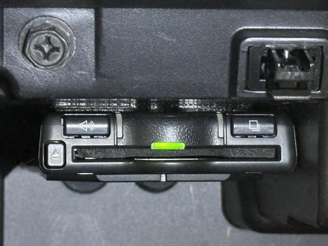 プロボックス ＧＬ　点検記録簿　地デジテレビ　運転席エアバック　パワーウインド　ＴＳＳ　Ｗエアバッグ　盗難防止システム　パワーステアリング　ＡＵＸ接続　横滑り防止機能　エアコン　ＤＶＤ　Ｂカメラ　キーレスキー　ＡＢＳ（8枚目）