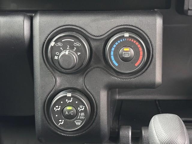 プロボックス ＧＬ　点検記録簿　地デジテレビ　運転席エアバック　パワーウインド　ＴＳＳ　Ｗエアバッグ　盗難防止システム　パワーステアリング　ＡＵＸ接続　横滑り防止機能　エアコン　ＤＶＤ　Ｂカメラ　キーレスキー　ＡＢＳ（10枚目）