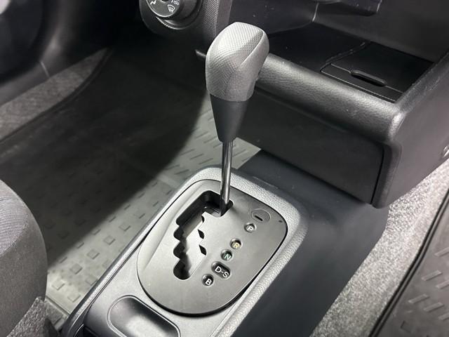 プロボックス ＧＬ　点検記録簿　地デジテレビ　運転席エアバック　パワーウインド　ＴＳＳ　Ｗエアバッグ　盗難防止システム　パワーステアリング　ＡＵＸ接続　横滑り防止機能　エアコン　ＤＶＤ　Ｂカメラ　キーレスキー　ＡＢＳ（11枚目）