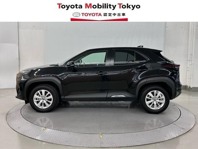 ヤリスクロス Ｇ　ＥＴＣ装備　リヤカメラ　点検記録簿　スマートエントリー　イモビライザー　オートエアコン　アルミホイール　キーレス　パワーウィンドウ　クルコン　ＡＢＳ　ドライブレコーダー　エアバッグ　パワーステアリング（3枚目）