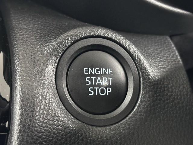 ヤリスクロス Ｇ　ＥＴＣ装備　リヤカメラ　点検記録簿　スマートエントリー　イモビライザー　オートエアコン　アルミホイール　キーレス　パワーウィンドウ　クルコン　ＡＢＳ　ドライブレコーダー　エアバッグ　パワーステアリング（11枚目）