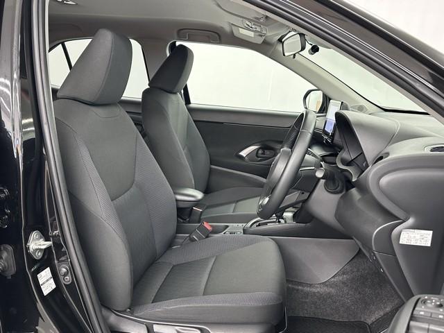 ヤリスクロス Ｇ　ＥＴＣ装備　リヤカメラ　点検記録簿　スマートエントリー　イモビライザー　オートエアコン　アルミホイール　キーレス　パワーウィンドウ　クルコン　ＡＢＳ　ドライブレコーダー　エアバッグ　パワーステアリング（15枚目）