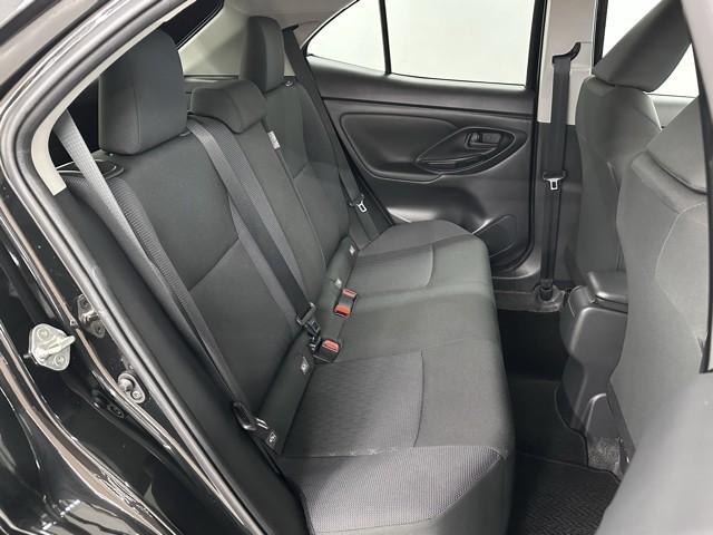 ヤリスクロス Ｇ　ＥＴＣ装備　リヤカメラ　点検記録簿　スマートエントリー　イモビライザー　オートエアコン　アルミホイール　キーレス　パワーウィンドウ　クルコン　ＡＢＳ　ドライブレコーダー　エアバッグ　パワーステアリング（16枚目）