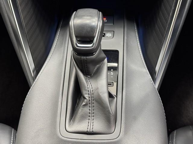 ハリアーハイブリッド Z AC100V電源 エアロ 地上デジタル 衝突被害軽減 サイドエアバッグ LEDランプ Bモニタ クルコン ナビTV アイドリングストップ 横滑り防止装置 スマートキー 盗難防止システム ABS アルミ(11枚目)