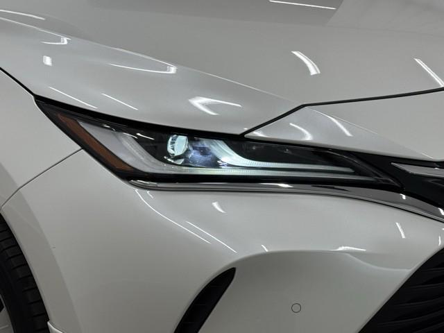 ハリアーハイブリッド Z AC100V電源 エアロ 地上デジタル 衝突被害軽減 サイドエアバッグ LEDランプ Bモニタ クルコン ナビTV アイドリングストップ 横滑り防止装置 スマートキー 盗難防止システム ABS アルミ(18枚目)