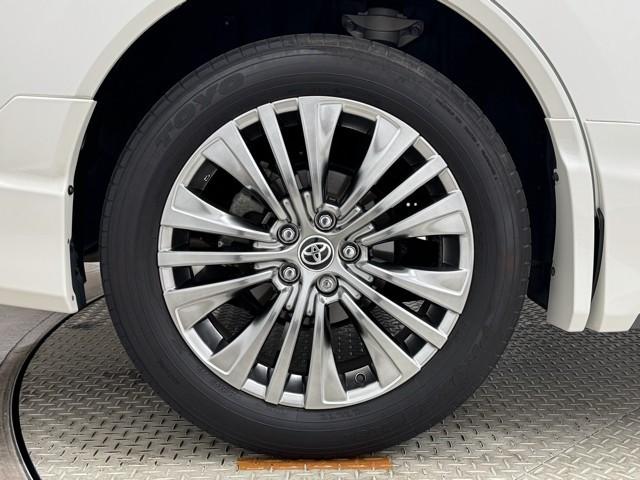 ハリアーハイブリッド Z AC100V電源 エアロ 地上デジタル 衝突被害軽減 サイドエアバッグ LEDランプ Bモニタ クルコン ナビTV アイドリングストップ 横滑り防止装置 スマートキー 盗難防止システム ABS アルミ(19枚目)