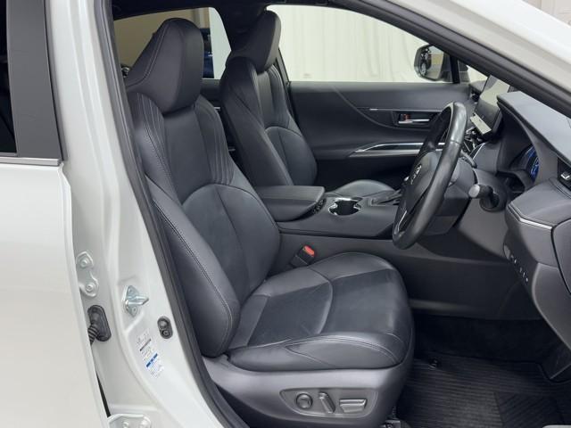 ハリアーハイブリッド Z レザーパッケージ ナビTV LEDライト 本革 エアコン 横滑り防止 ドラレコ付 クルーズコントロール Pシート ガラスルーフ メディアプレイヤー接続 キーレスエントリー フルセグテレビ アイドリングストップ アルミ(16枚目)