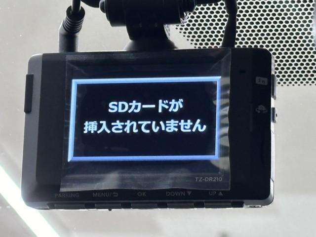 プリウス A AC100V 衝突軽減ブレーキシステム Bモニタ 記録簿有 LEDヘッド クルーズコントロール セキュリティー スマートキー パワーステアリング Pシート Iストップ ドライブレコーダー ETC(11枚目)