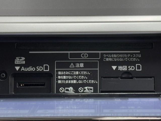 ハイエースバン スーパーGL ダークプライムII LEDヘットライト メモリーナビゲーション ミュージックプレイヤー接続可 スマキー ABS フルフラット 盗難警報装置 運転席エアバッグ リアクーラー ワンセグ オートエアコン パワーウインドウ(10枚目)