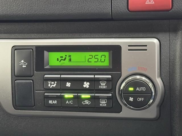 ハイエースバン スーパーGL ダークプライムII LEDヘットライト メモリーナビゲーション ミュージックプレイヤー接続可 スマキー ABS フルフラット 盗難警報装置 運転席エアバッグ リアクーラー ワンセグ オートエアコン パワーウインドウ(11枚目)