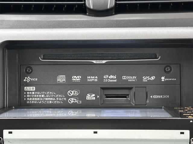 使い易いＣＤが再生できるステレオは音質も良好です！　長時間のドライブもお気に入りの音楽が有れば楽しくドライブできちゃいますね。　でも、安全の為にも音量は控えめに。