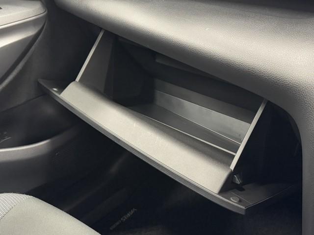 ヤリスクロス G ETC装備 リヤカメラ スマートエントリー イモビライザー オートエアコン LEDライト アルミホイール キーレス パワーウィンドウ クルコン ABS ドライブレコーダー エアバッグ サイドエアバッグ(9枚目)