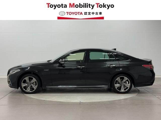 クラウンハイブリッド RSアドバンス Four バックモニター 衝突軽減 横滑防止装置 寒冷地仕様 フルセグテレビ エアコン LEDライト ナビ&TV オートクルーズ ドライブレコーダー スマートキー 電動シート キーレス サイドエアバッグ DVD(3枚目)