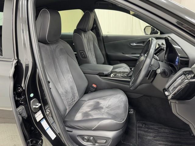 クラウンハイブリッド RSアドバンス Four バックモニター 衝突軽減 横滑防止装置 寒冷地仕様 フルセグテレビ エアコン LEDライト ナビ&TV オートクルーズ ドライブレコーダー スマートキー 電動シート キーレス サイドエアバッグ DVD(16枚目)