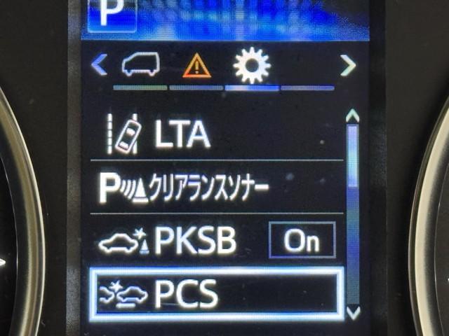 先進の安全装備ついてます。詳しい装備内容、仕様等につきましてはスタッフにお問合せ下さい。