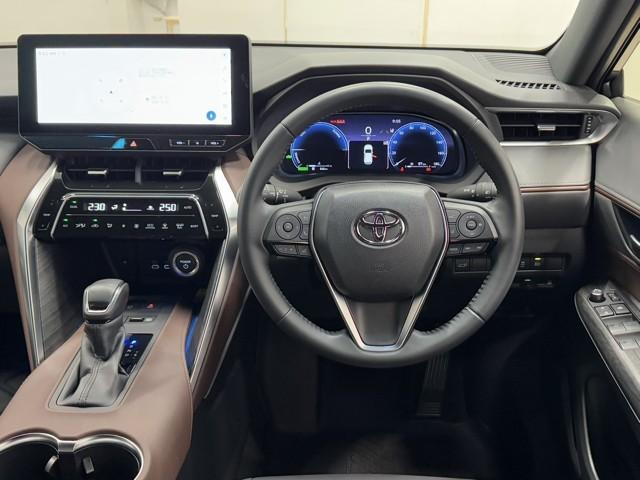 ハリアーハイブリッド Ｇ　リヤカメラ　衝突軽減装置　ＬＥＤライト　電動シート　フルセグＴＶ　アルミホイール　盗難防止装置　オートエアコン　スマートキー　キーレス　横滑り防止　ドラレコ　ＥＴＣ　記録簿　エアバッグ　４ＷＤ　ＡＢＳ（4枚目）