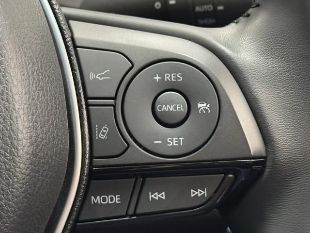 ハリアーハイブリッド Ｇ　リヤカメラ　衝突軽減装置　ＬＥＤライト　電動シート　フルセグＴＶ　アルミホイール　盗難防止装置　オートエアコン　スマートキー　キーレス　横滑り防止　ドラレコ　ＥＴＣ　記録簿　エアバッグ　４ＷＤ　ＡＢＳ（8枚目）