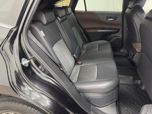 ハリアーハイブリッド Ｇ　リヤカメラ　衝突軽減装置　ＬＥＤライト　電動シート　フルセグＴＶ　アルミホイール　盗難防止装置　オートエアコン　スマートキー　キーレス　横滑り防止　ドラレコ　ＥＴＣ　記録簿　エアバッグ　４ＷＤ　ＡＢＳ（14枚目）