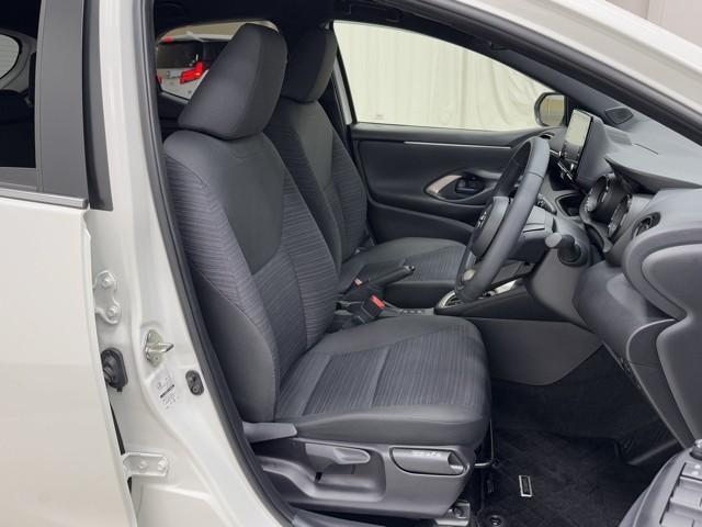 ヤリス ハイブリッドZ PCS 整備記録簿 地デジ AW Bカメラ アイドリングストップ車 ドラレコ付 LEDランプ スマキー ETC付き メディアプレイヤー接続 ナビTV VSC パワステ 1オナ車 クルコン キーフリー(15枚目)