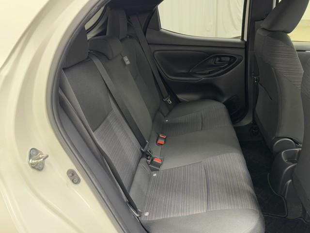 ヤリス ハイブリッドZ PCS 整備記録簿 地デジ AW Bカメラ アイドリングストップ車 ドラレコ付 LEDランプ スマキー ETC付き メディアプレイヤー接続 ナビTV VSC パワステ 1オナ車 クルコン キーフリー(16枚目)