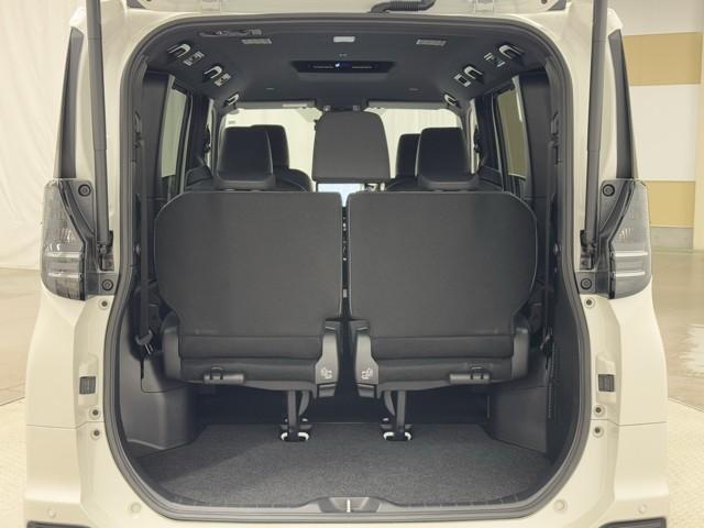 ヴォクシー S-Z DVD再生機能 スマートキープッシュスタート 両側電動パワースライドドア パワーウインドウ 1オナ ETC車載器 LEDライト デュアルエアコン アルミホイール 盗難防止装置 記録簿 横滑り防止機能(18枚目)