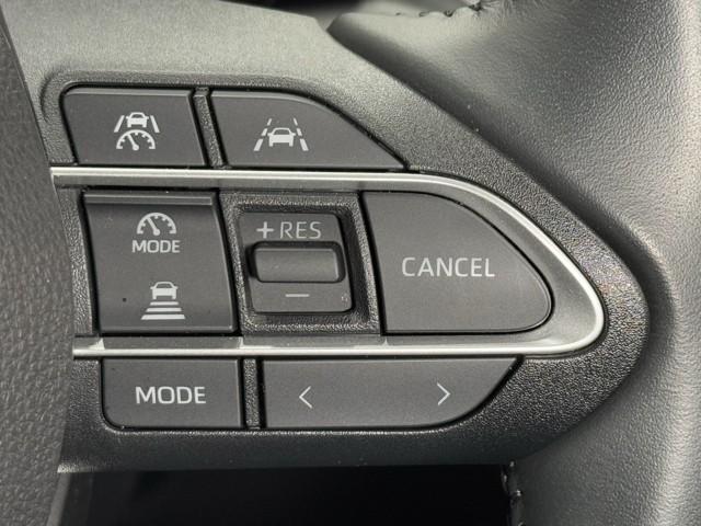 ノア ハイブリッドＳ－Ｇ　両電動ドア　衝突回避ブレーキ　ダブルエアコン　イモビ　クルコン　バックガイドモニター　横滑り防止装置　記録簿　ＬＥＤヘッドライト　ドライブレコーダー　キーレス　スマートキー　３列シート　ＤＶＤ再生（12枚目）