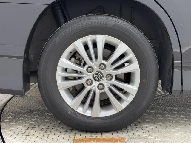 ノア ハイブリッドＳ－Ｇ　両電動ドア　衝突回避ブレーキ　ダブルエアコン　イモビ　クルコン　バックガイドモニター　横滑り防止装置　記録簿　ＬＥＤヘッドライト　ドライブレコーダー　キーレス　スマートキー　３列シート　ＤＶＤ再生（19枚目）