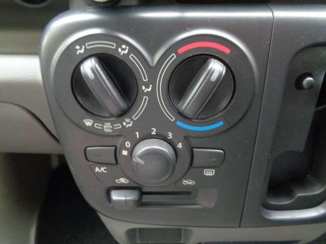 NV100クリッパーバン 660 DX ハイルーフ 5AGS車 助手席エアバック パワステ付き 運転席エアバック エアコン 整備記録簿 ABS付き(6枚目)