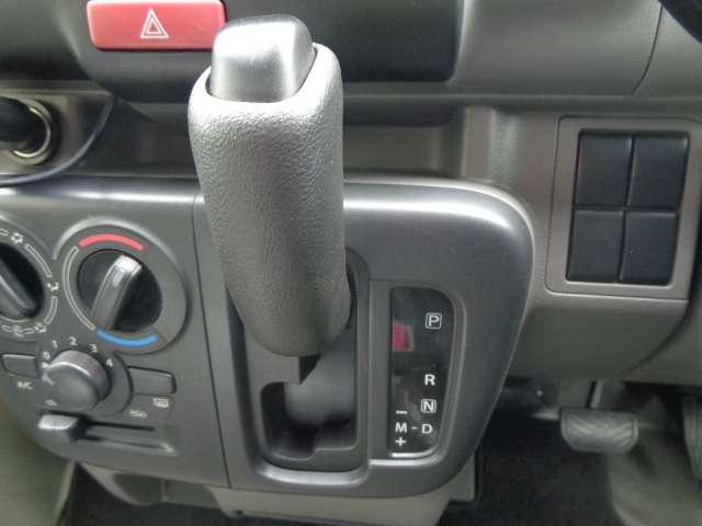 NV100クリッパーバン 660 DX ハイルーフ 5AGS車 助手席エアバック パワステ付き 運転席エアバック エアコン 整備記録簿 ABS付き(7枚目)