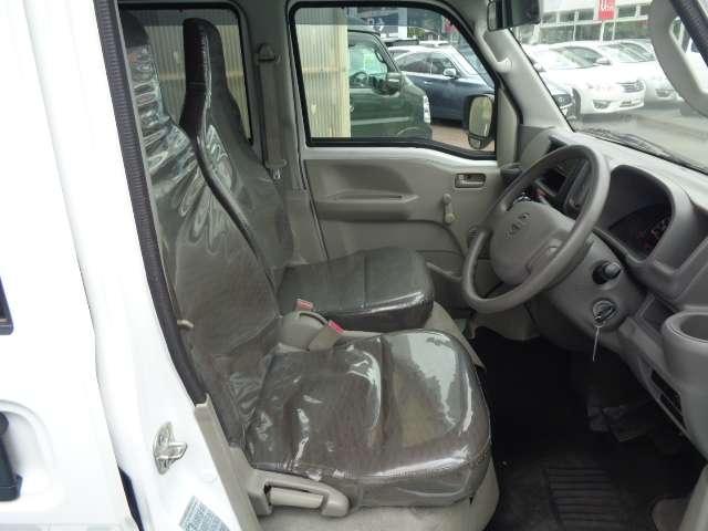 NV100クリッパーバン 660 DX ハイルーフ 5AGS車 助手席エアバック パワステ付き 運転席エアバック エアコン 整備記録簿 ABS付き(10枚目)