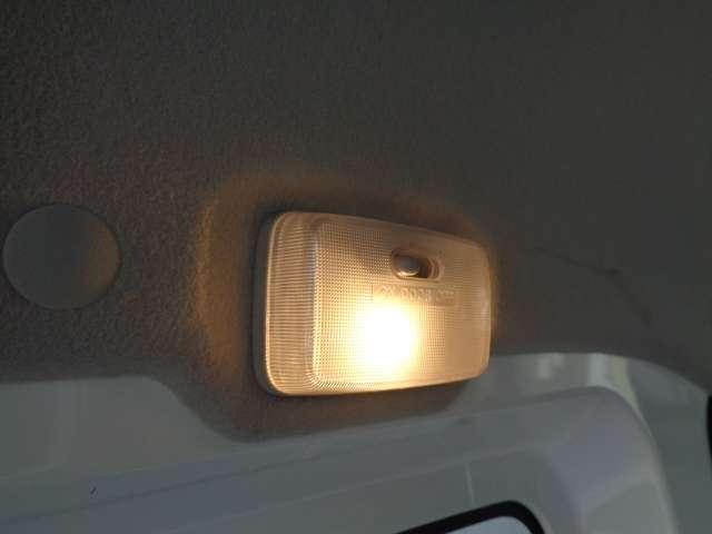 NV100クリッパーバン 660 DX ハイルーフ 5AGS車 助手席エアバック パワステ付き 運転席エアバック エアコン 整備記録簿 ABS付き(16枚目)