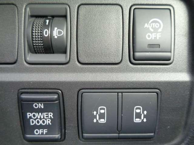 セレナ ２．０　ＸＶ　セーフティパックＡ　オートクルーズ　ＥＴＣ車載器　レーンキープ　ワンオーナー車　インテリキー　バックカメラ　記録簿　ドラレコ　パワーウインドウ　盗難防止システム　ナビＴＶ　エアコン　ＡＢＳ　エアバッグ　メモリーナビ（10枚目）