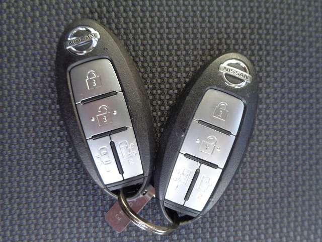 セレナ 1.2 e-POWER XV セーフティパックB バックビューモニター 全方位モニタ 両側パワースライドドア ワンオーナー車 ETC レーダークルーズコントロール スマートキー ドライブレコーダー アルミホイール 車線逸脱 盗難防止装置 キーレス(14枚目)