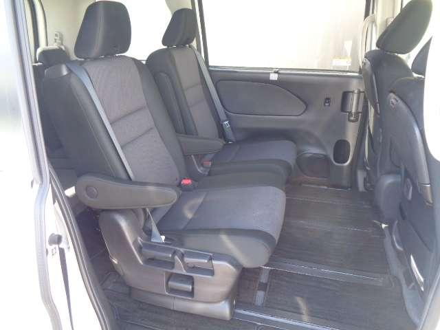 セレナ 1.2 e-POWER XV セーフティパックB バックビューモニター 全方位モニタ 両側パワースライドドア ワンオーナー車 ETC レーダークルーズコントロール スマートキー ドライブレコーダー アルミホイール 車線逸脱 盗難防止装置 キーレス(20枚目)